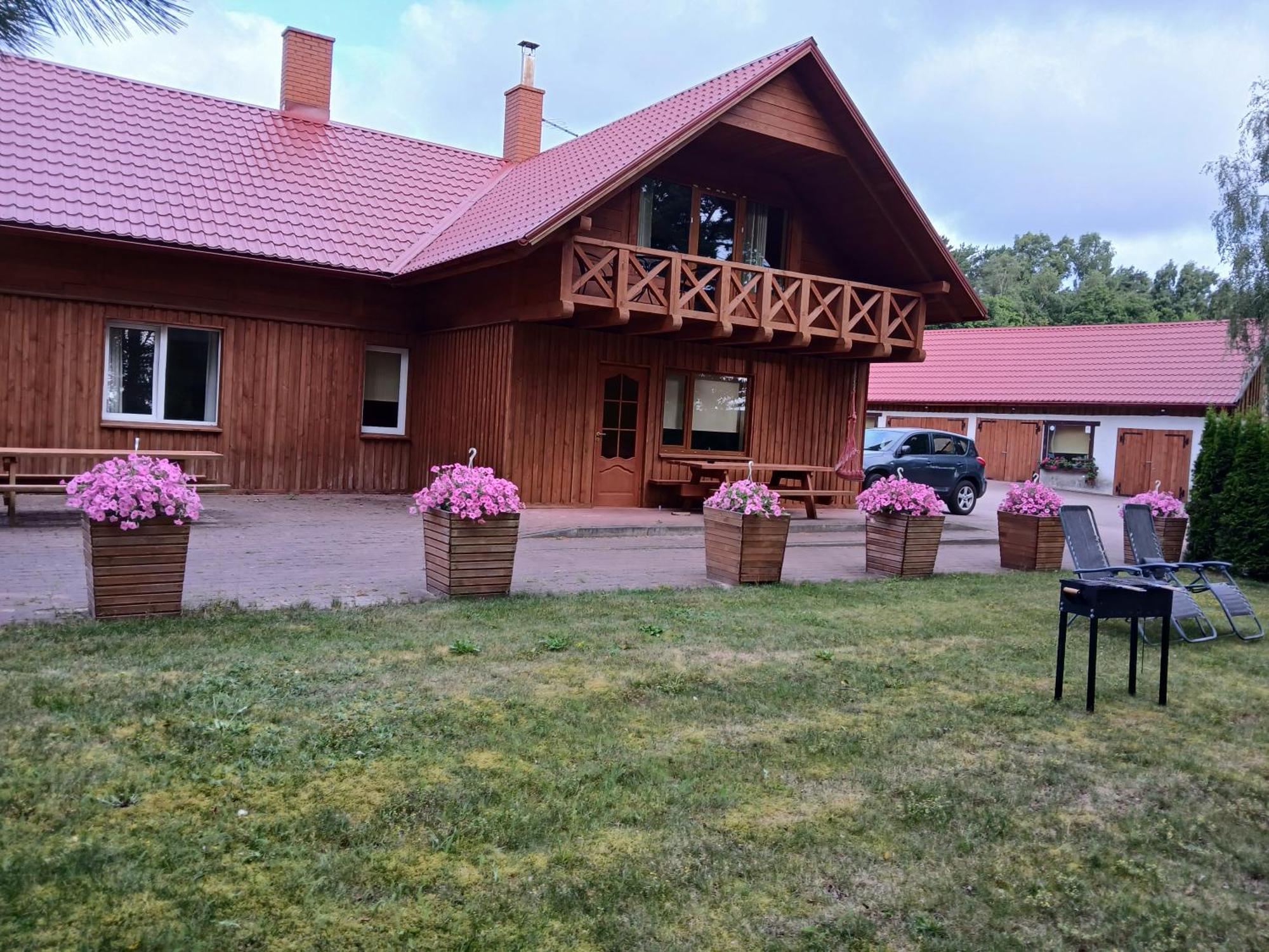 Guest House Vilcini Bernati Exterior photo