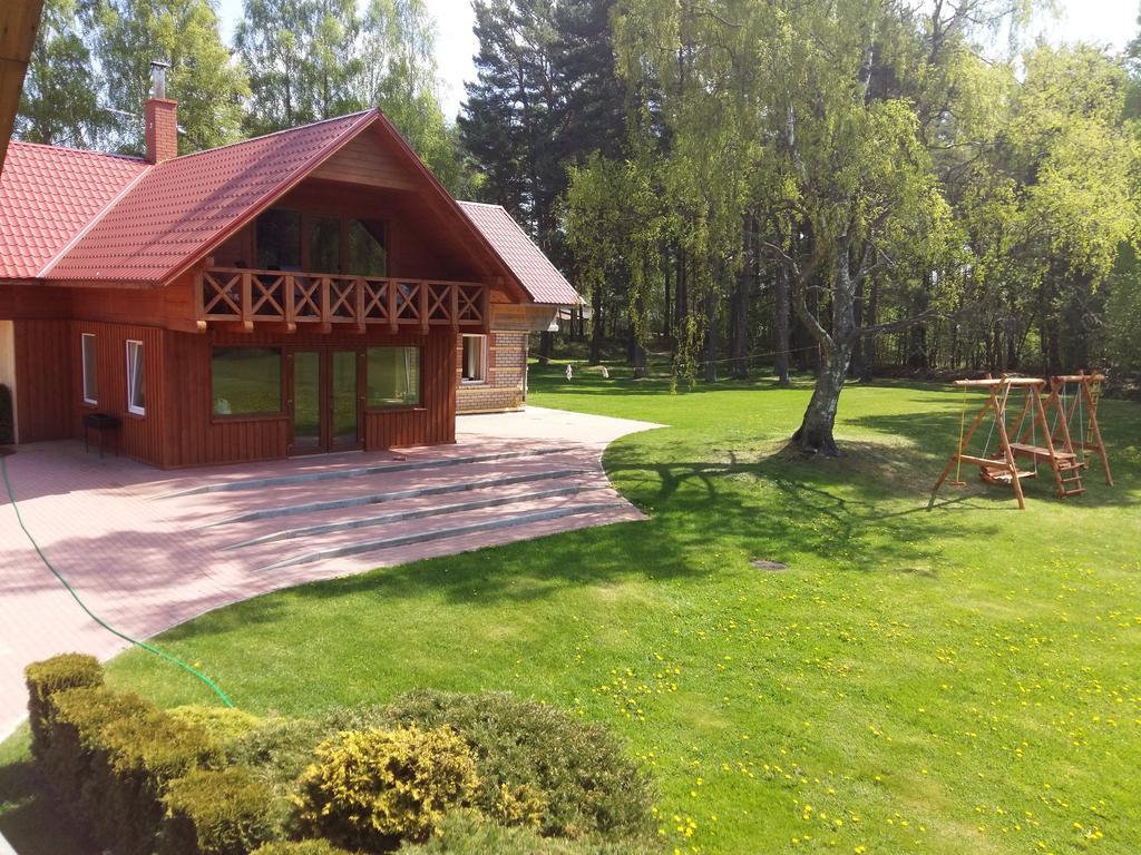 Guest House Vilcini Bernati Exterior photo